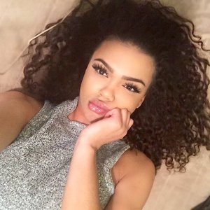 Scammer with photos of Lia Love 2OKgPY8t7iSKlvuJUsm59Hd4Ur7JKLiSSRYj1_1j9HTVxBIvFyo5QwFn727jvsz1